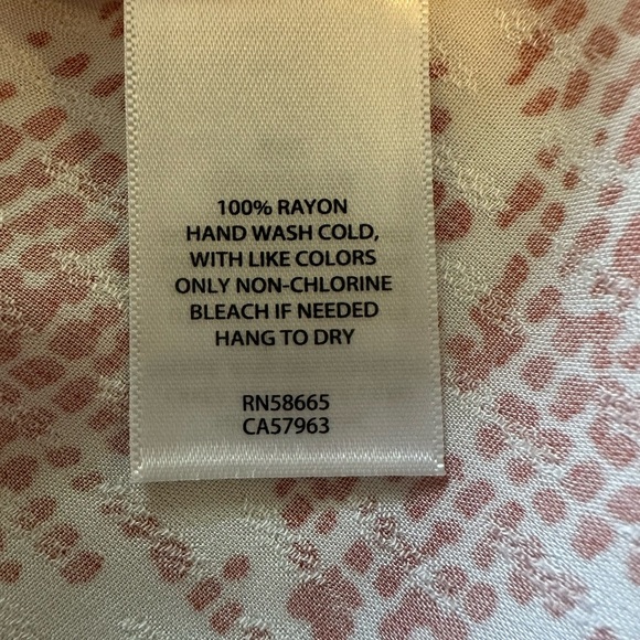 Caslon‎ Red and White Patterned Blouse - Picture 14 of 16